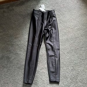 Good American Size 3 (L) Pull on Black Pants NWT